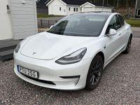 Begagnad Tesla Model 3 Long Range AWD 324 kW (441 HK) 2019 Sedan
