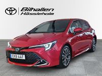 Begagnad Toyota Corolla Hybrid Style 141 HK (103 kW) 2023 Röd Halvkombi