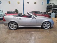 Begagnad Mercedes SLK230 AMG 193 HK (141 kW) 1998 Silver Cab