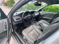 Begagnad BMW 530 231 HK (169 kW) 2004 Grå Sedan
