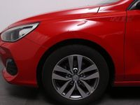 begagnad Hyundai i30 1,4T 140hk Trend Automat Kombi CarPlay B-Kamera