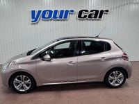 Begagnad Peugeot 208 95 HK (69 kW) 2012 Pink quartz Halvkombi