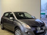 Begagnad Hyundai i20 Select 78 HK (57 kW) 2012 Grå Halvkombi