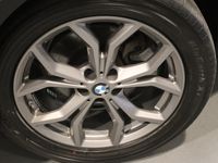 begagnad BMW X3 20d xDrive X-Line Parkeringsvärme PDC Dragkrok