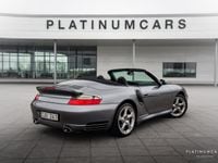 Begagnad Porsche 996 Turbo 421 HK (309 kW) 2004 Mörkgrå Cab