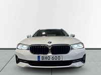 Begagnad BMW 530 292 HK (214 kW) 2023 Vit Kombi