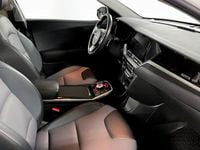 Begagnad Kia Niro Advance 150 kW (204 HK) 2021 Vit SUV