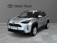 Begagnad Toyota Yaris Hybrid Style 133 HK (97 kW) 2025 Silver