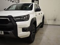 begagnad Toyota HiLux 2.8 4WD Invincible 204hk Kamera/Drag/ NY BIL