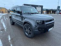 Begagnad Land Rover Defender 300 HK (220 kW) 2023 Carpathian grey metallic SUV