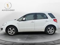 Begagnad Suzuki SX4 120 HK (88 kW) 2011 Vit Halvkombi