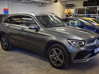 Begagnad Mercedes GLC300e AMG line 306 HK (225 kW) 2020 Grå SUV