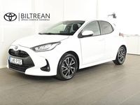 Begagnad Toyota Yaris Hybrid Active 116 HK (85 kW) 2023 Vit Halvkombi
