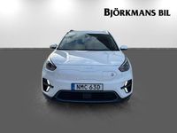 Begagnad Kia e-Niro Advance 150 kW (204 HK) 2022 /ud/ clear white SUV