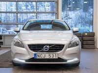 Begagnad Volvo V40 116 HK (85 kW) 2012 Ljusgrå Halvkombi