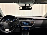 begagnad Toyota Auris Hybrid e-CVT 6,99% Värmare B-kamera 136hk
