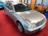 Begagnad Mercedes C180 143 HK (105 kW) 2004 Silver Sedan
