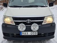 Begagnad Toyota HiAce 117 HK (86 kW) 2011 Van