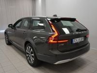 Begagnad Volvo V90 CC 238 HK (175 kW) 2021 Mörkgrå Kombi