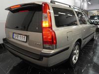 begagnad Volvo V70 2.4 Manuell 140hk Business