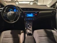 begagnad Toyota Auris Hybrid Auris