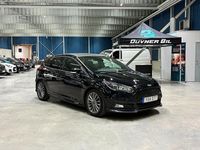 Begagnad Ford Focus ST 250 HK (183 kW) 2017 Svart Halvkombi