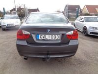begagnad BMW 320 i Sedan Comfort Euro 4 Ny servad