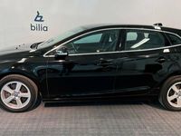 Begagnad Volvo V40 Business Edition 191 HK (140 kW) 2014 Svart Kombi