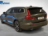 Begagnad Volvo V60 Momentum 197 HK (144 kW) 2020 Mörkgrå Kombi