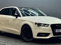 Begagnad Audi A3 Attraction 105 HK (77 kW) 2015 Vit