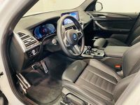 begagnad BMW X3 30e xDrive Hybrid M-sport Värmare Läderklädsel Drag