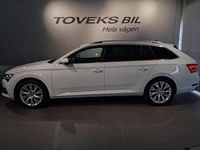 Begagnad Skoda Superb 2023 Vit Kombi