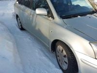 Begagnad Toyota Avensis 147 HK (108 kW) 2004 Kombi