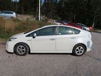 Begagnad Toyota Prius Plug-in Hybrid 136 HK (100 kW) 2012 Vit Halvkombi