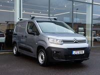 Begagnad Citroën Berlingo Business Class 102 HK (75 kW) 2022 Grå Minibuss