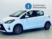 begagnad Toyota Yaris Hybrid e-CVT Backkamera, Vinterhjul 2020, Halvkombi