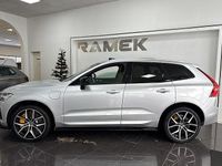 Begagnad Volvo XC60 R-Design 320 HK (235 kW) 2017 Silver SUV
