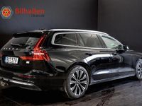 Begagnad Volvo V60 Core 350 HK (257 kW) 2022 Svart Kombi