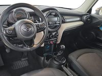 Begagnad Mini ONE 103 HK (75 kW) 2016 Vit Halvkombi