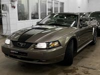 begagnad Ford Mustang Cabriolet 3.8 V6 SEFI