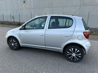 begagnad Toyota Yaris 5-dörrar 1.3 VVT-i Nybesiktad