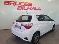 begagnad Toyota Yaris Hybrid Årsskstt 2019, Halvkombi