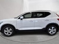 Begagnad Volvo XC40 Momentum 150 HK (110 kW) 2021 Vit SUV