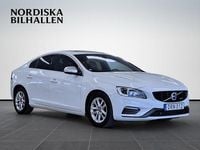 Begagnad Volvo S60 R-Design 181 HK (133 kW) 2014 Vit Sedan