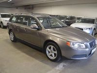 Begagnad Volvo V70 146 HK (107 kW) 2008 Grå Kombi