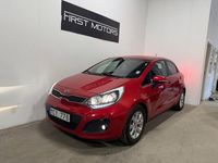 Begagnad Kia Rio 109 HK (80 kW) 2011 Röd Halvkombi
