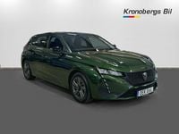 Begagnad Peugeot 308 Active 131 HK (96 kW) 2022 Grön (olivgrön metallic) Halvkombi