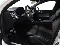 begagnad Volvo V60 Recharge T6 R-Design 2021, Kombi