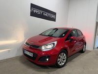Begagnad Kia Rio 109 HK (80 kW) 2011 Röd Halvkombi