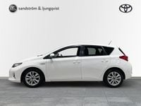 Begagnad Toyota Auris Hybrid Edition 137 HK (100 kW) 2014 Vit Halvkombi